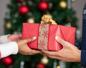 DIREITO DO CONSUMIDOR: conheça as regras e procedimentos para troca de presentes de Natal