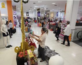 Procon: veja os direitos do consumidor na troca de presentes de Natal