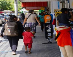 CONHECIMENTO Consumidores roraimenses estão mais conscientes na hora das compras, afirma diretora do Procon | ALE-RR