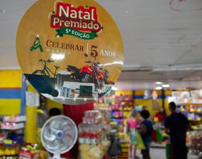 Natal Premiado movimenta vendas no comércio local e oferece ao consumidor oportunidade de ganhar prêmios