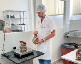 Agência de Metrologia realiza ensaios laboratoriais de produtos da Operação Especial Festa