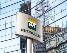 Petrobras anuncia redução de R$ 0,26 por litro de combustível aos consumidores