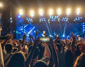 especialista explica o que garante o direto do consumidor em shows e eventos