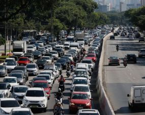 Ar-condicionado em carros de app: empresas têm sete dias para informar tempo necessário de adaptação | Rio de Janeiro