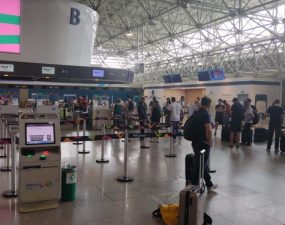 Procons de todo o país vão fiscalizar aeroportos nesta quarta-feira