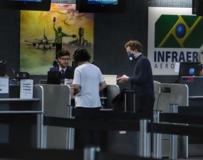 Paraná lidera pesquisa de defesa do consumidor em companhias aéreas